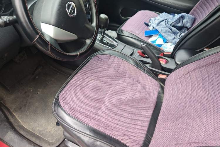 Used Nissan Tiida 2011 1.6L CVT Smart Version Driver Seat