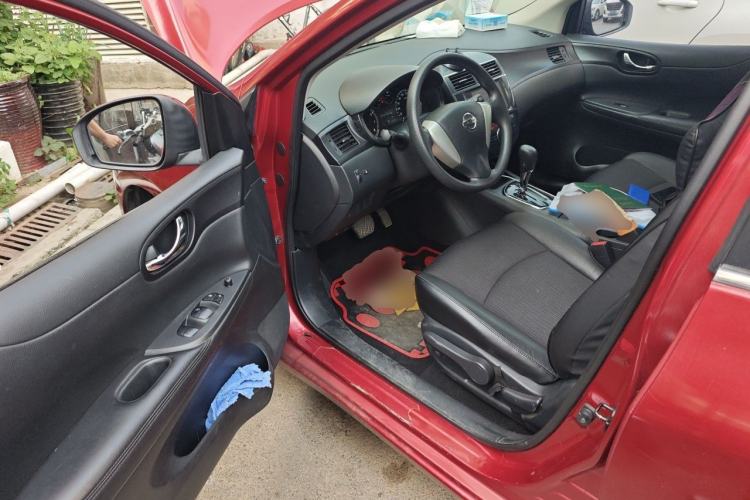 Used Nissan Tiida 2011 1.6L CVT Smart Version Driver Seat