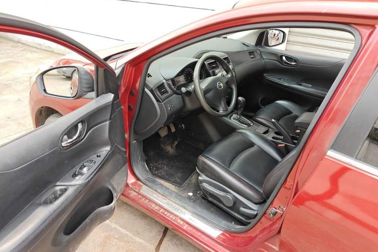 Used Nissan Tiida 2011 1.6L CVT Comfort Model Driver Seat