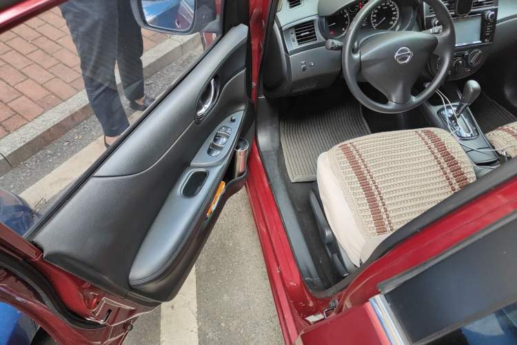 Used Nissan Tiida 2011 1.6L CVT Comfort Model Driver Seat