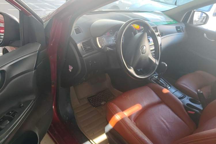Used Nissan Tiida 2011 1.6L CVT Comfort Model Driver Seat