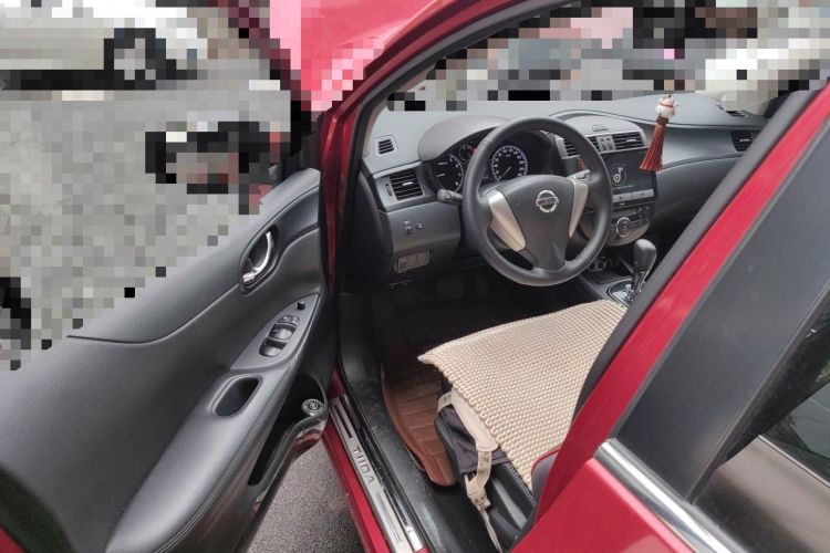 Used Nissan Tiida 2011 1.6L CVT Smart Version Driver Seat