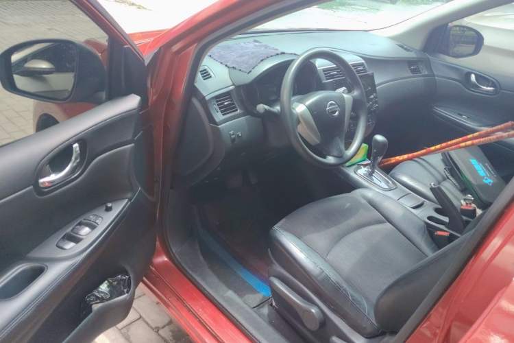 Used Nissan Tiida 2011 1.6L CVT Smart Version Driver Seat