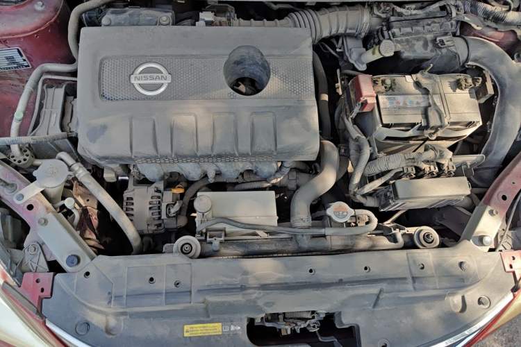 Used Nissan Tiida 2011 1.6L CVT Smart Version Engine Bay