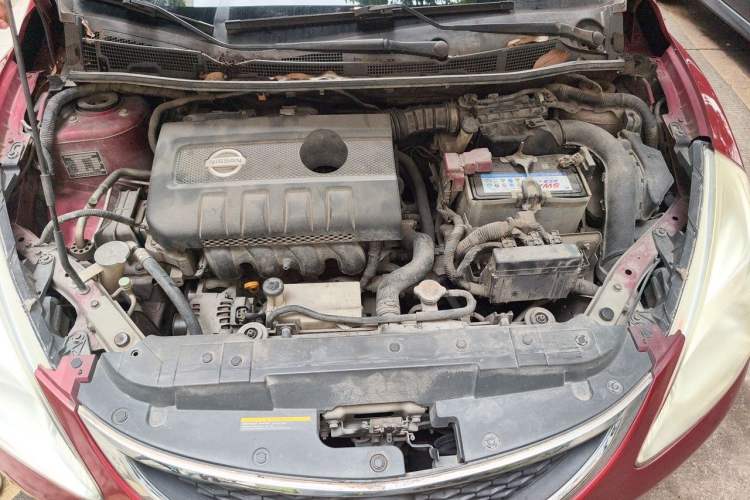 Used Nissan Tiida 2011 1.6L CVT Smart Version Engine Bay