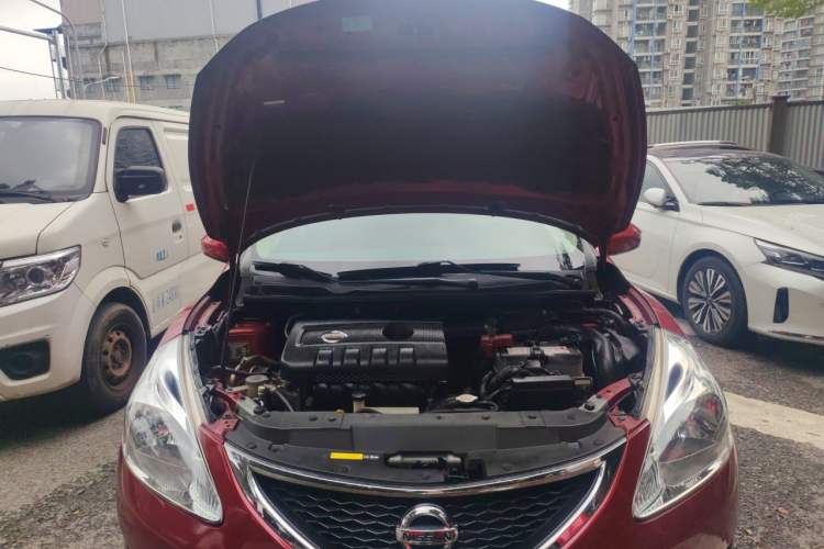 Used Nissan Tiida 2011 1.6L CVT Smart Version Engine Bay