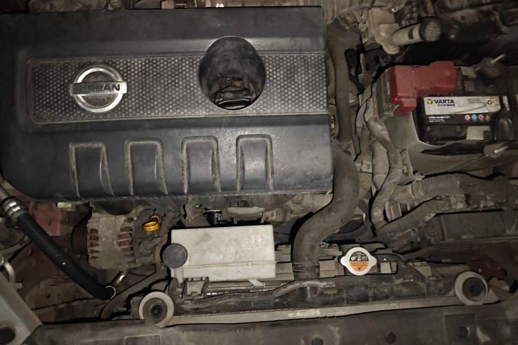 Used Nissan Tiida 2011 1.6L CVT Luxury Edition Engine Bay