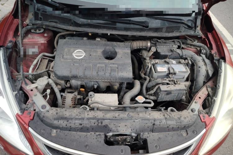 Used Nissan Tiida 2011 1.6L CVT Smart Version Engine Bay