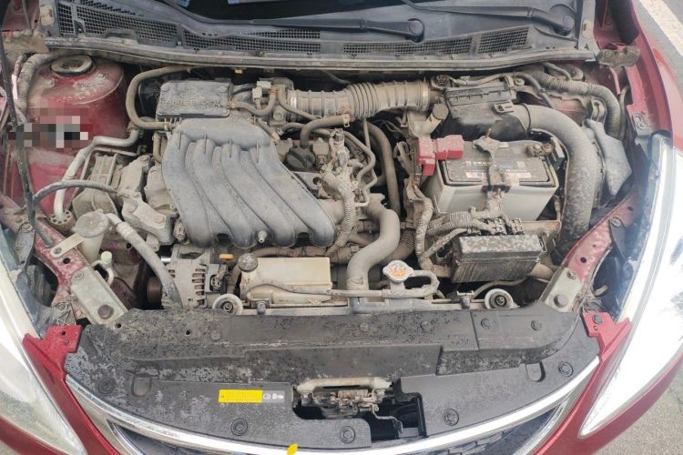 Used Nissan Tiida 2011 1.6L Manual Comfort Edition Engine Bay