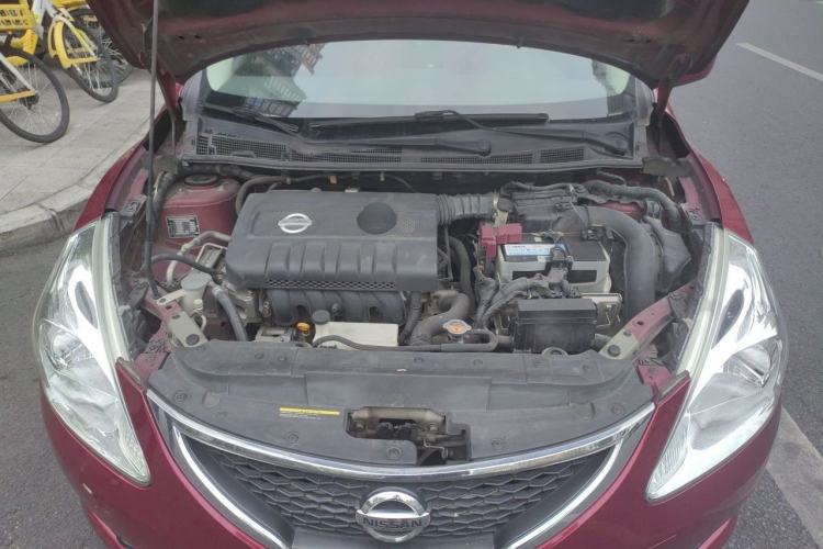 Used Nissan Tiida 2011 1.6L CVT Smart Version Engine Bay