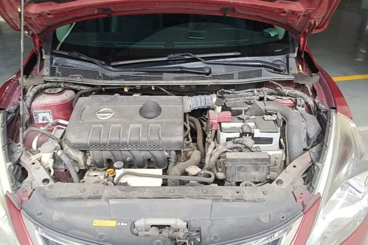 Used Nissan Tiida 2011 1.6L CVT Smart Version Engine Bay
