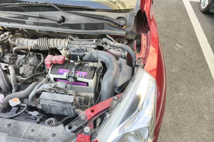 Used Nissan Tiida 2011 1.6L CVT Comfort Model Engine Bay Left