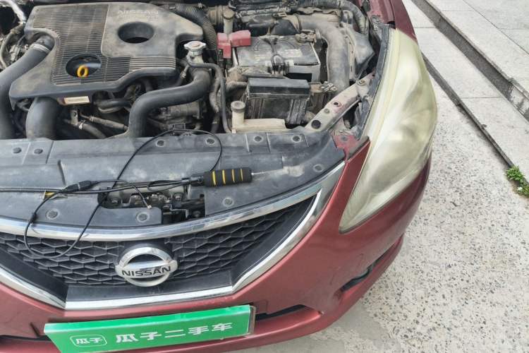 Used Nissan Tiida 2011 1.6T M-CVT Dynamic Edition Engine Bay Left