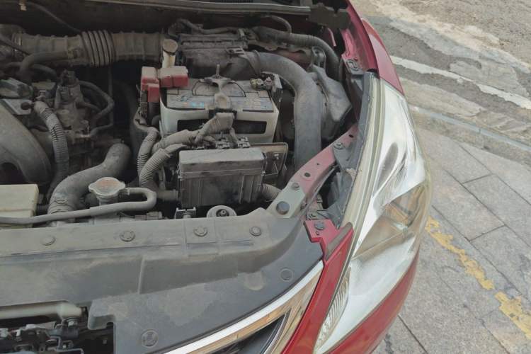 Used Nissan Tiida 2011 1.6L CVT Comfort Model Engine Bay Left