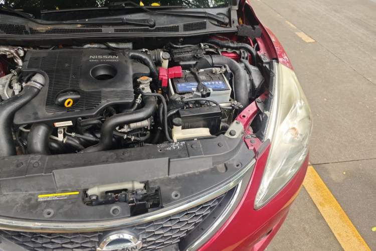 Used Nissan Tiida 2011 1.6T Manual Xuan Dong Edition Engine Bay Left
