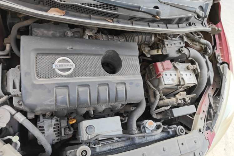 Used Nissan Tiida 2011 1.6L CVT Smart Version Engine Bay Left