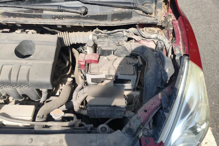 Used Nissan Tiida 2011 1.6L CVT Smart Version Engine Bay Left