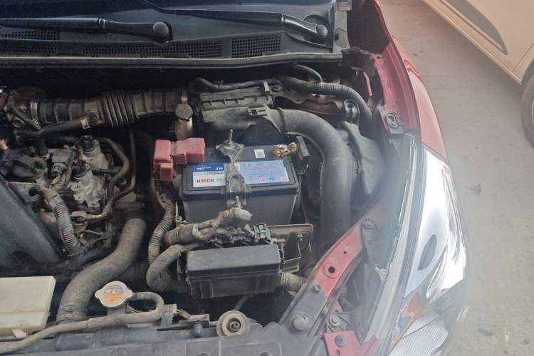 Used Nissan Tiida 2011 1.6L CVT Comfort Model Engine Bay Left