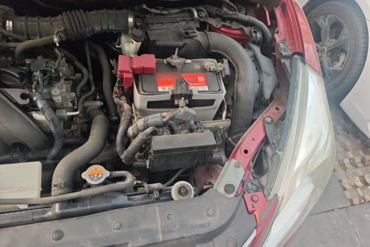 Used Nissan Tiida 2011 1.6L CVT Comfort Model Engine Bay Left