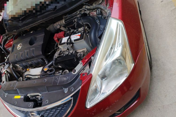 Used Nissan Tiida 2011 1.6L CVT Smart Version Engine Bay Left