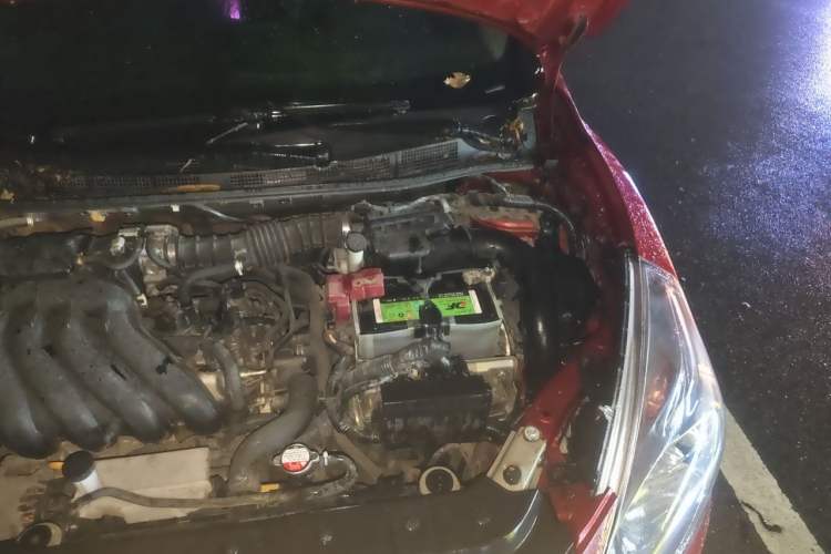 Used Nissan Tiida 2011 1.6L CVT Comfort Model Engine Bay Left