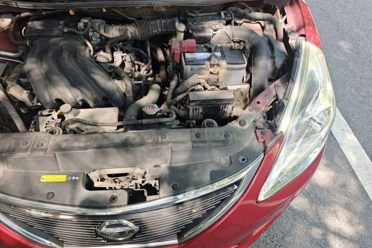 Used Nissan Tiida 2011 1.6L CVT Comfort Model Engine Bay Left