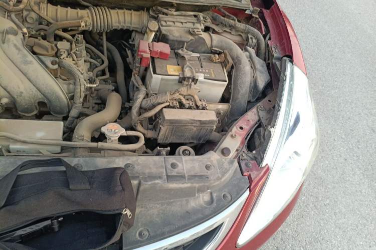 Used Nissan Tiida 2011 1.6L CVT Comfort Model Engine Bay Left