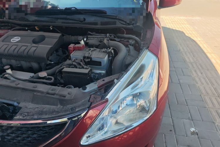 Used Nissan Tiida 2011 1.6L CVT Smart Version Engine Bay Left