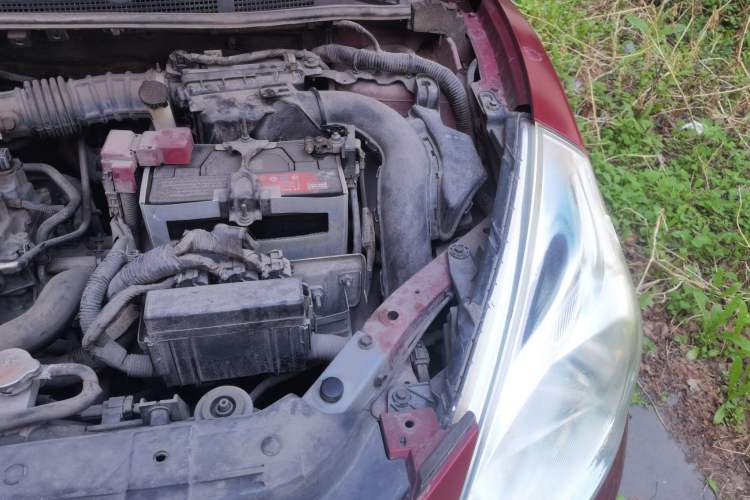 Used Nissan Tiida 2011 1.6L CVT Comfort Model Engine Bay Left