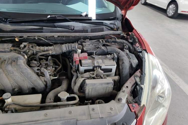 Used Nissan Tiida 2011 1.6L CVT Comfort Model Engine Bay Left