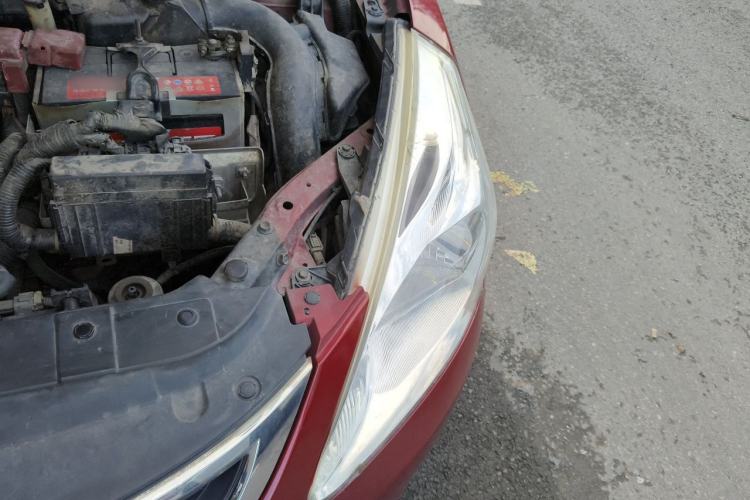 Used Nissan Tiida 2011 1.6L CVT Comfort Model Engine Bay Left