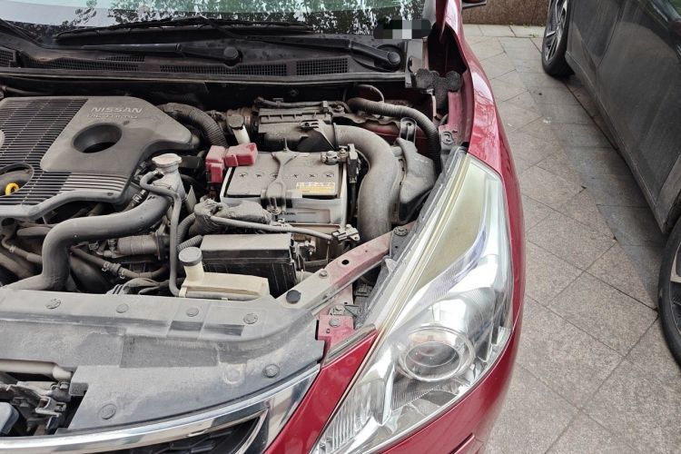 Used Nissan Tiida 2011 1.6T M-CVT Cool Edition Engine Bay Left