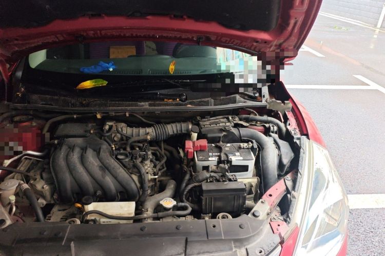 Used Nissan Tiida 2011 1.6L CVT Comfort Model Engine Bay Left