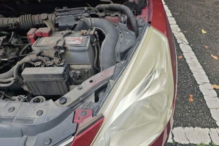 Used Nissan Tiida 2011 1.6L CVT Comfort Model Engine Bay Left