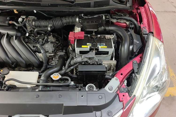 Used Nissan Tiida 2011 1.6L CVT Comfort Model Engine Bay Left