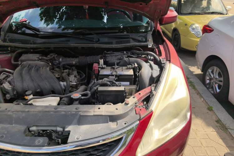 Used Nissan Tiida 2011 1.6L CVT Comfort Model Engine Bay Left