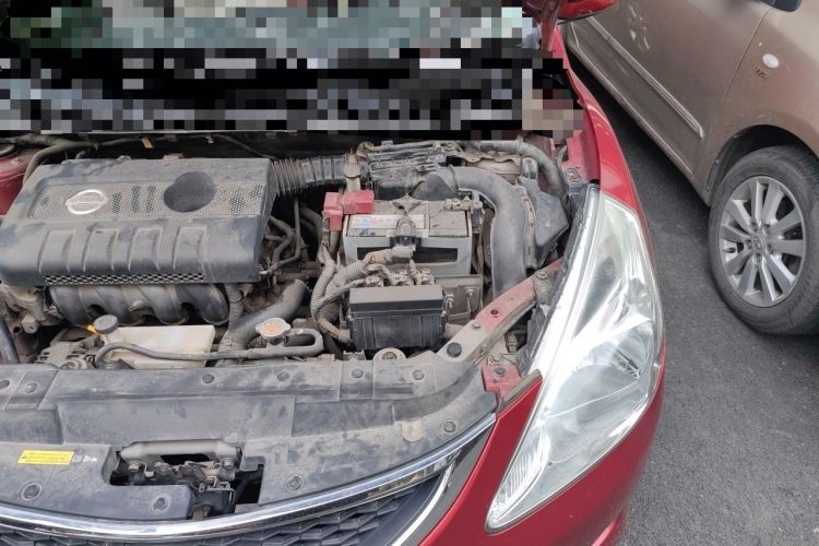 Used Nissan Tiida 2011 1.6L CVT Smart Version Engine Bay Left