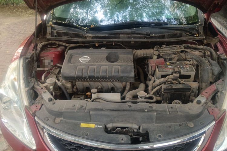 Used Nissan Tiida 2011 1.6L CVT Smart Version Engine Bay