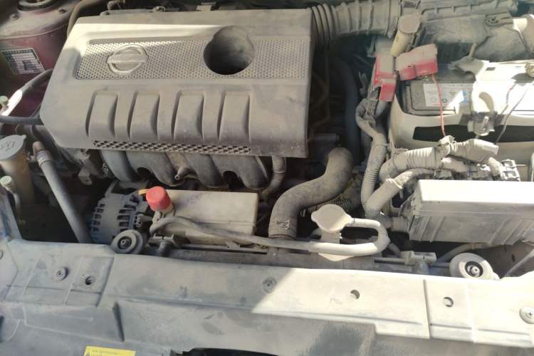 Used Nissan Tiida 2011 1.6L CVT Smart Version Engine Bay