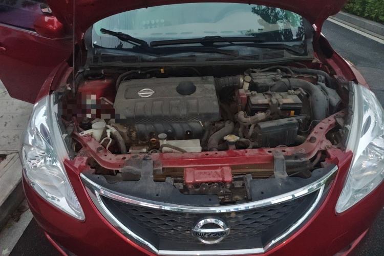 Used Nissan Tiida 2011 1.6L CVT Smart Version Engine Bay