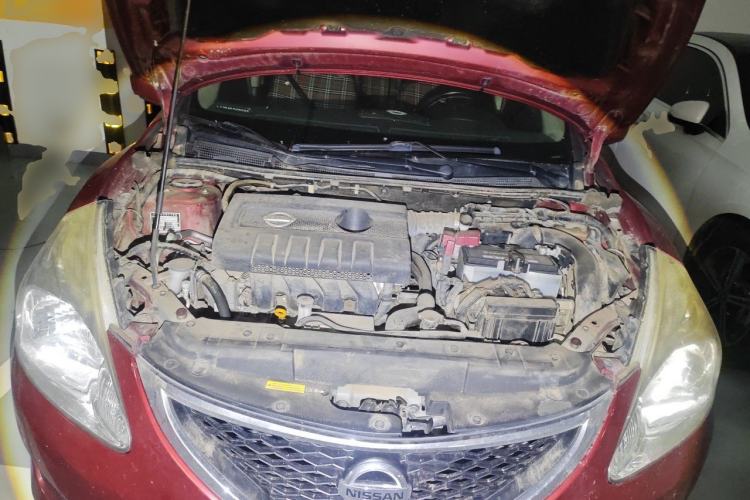 Used Nissan Tiida 2011 1.6L CVT Smart Version Engine Bay