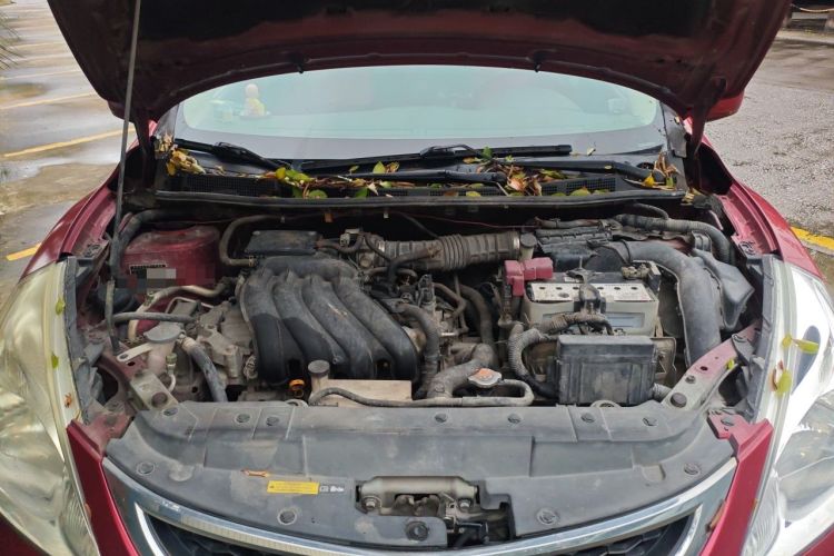 Used Nissan Tiida 2011 1.6L CVT Comfort Model Engine Bay
