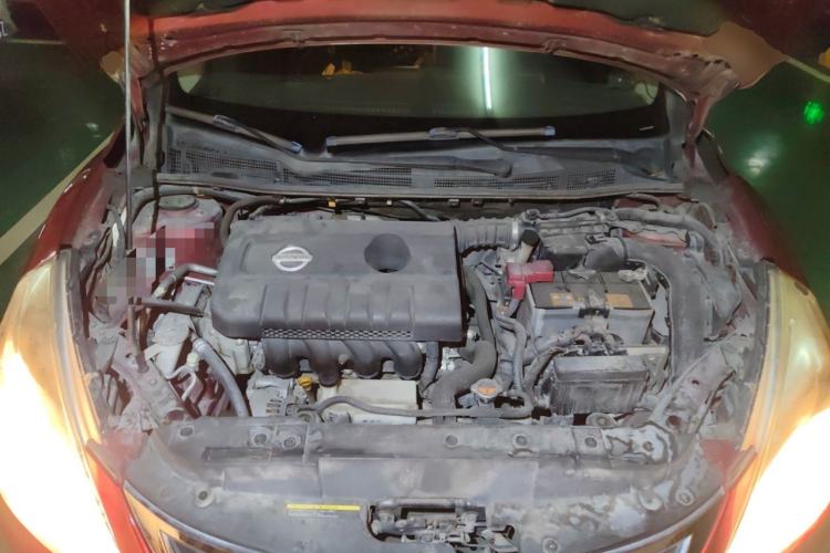 Used Nissan Tiida 2011 1.6L CVT Smart Version Engine Bay