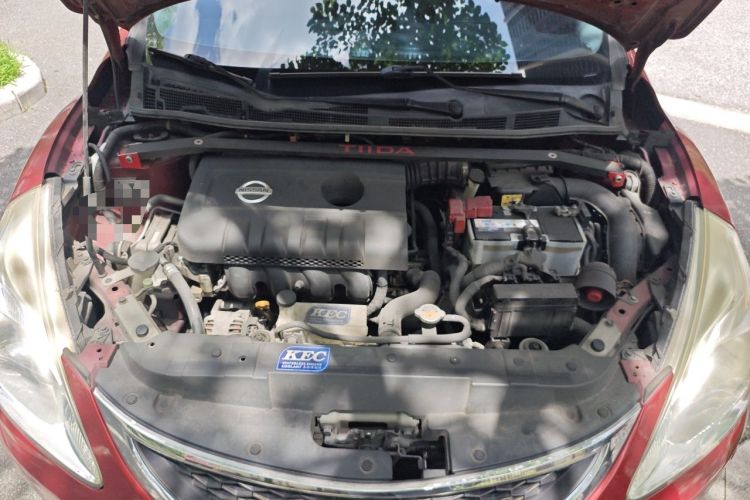 Used Nissan Tiida 2011 1.6L CVT Smart Version Engine Bay