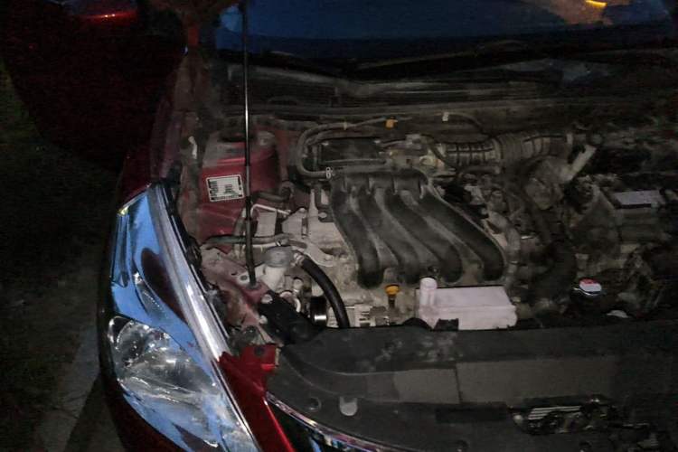 Used Nissan Tiida 2011 1.6L CVT Comfort Model Engine Bay Right