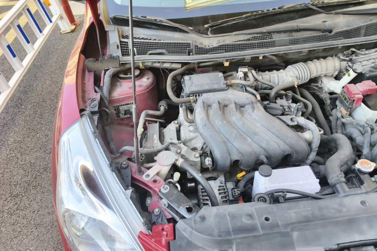 Used Nissan Tiida 2011 1.6L CVT Comfort Model Engine Bay Right