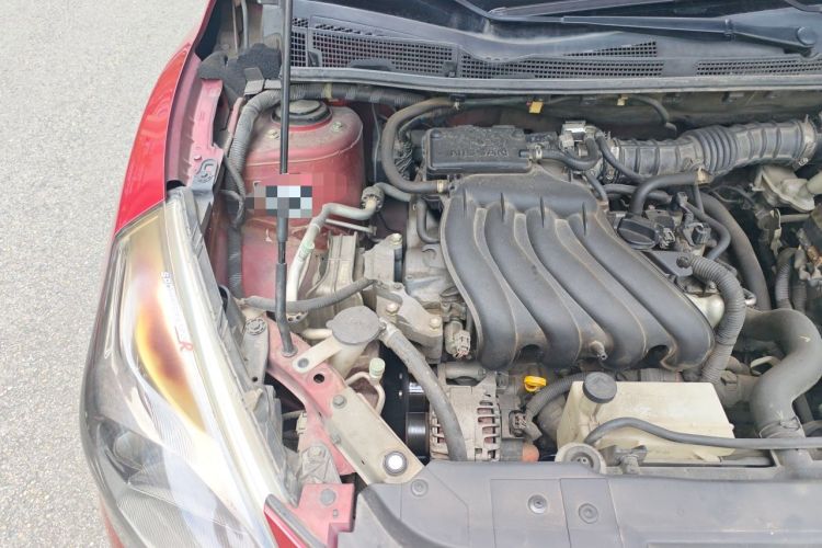 Used Nissan Tiida 2011 1.6L CVT Comfort Model Engine Bay Right