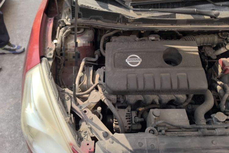 Used Nissan Tiida 2011 1.6L CVT Smart Version Engine Bay Right