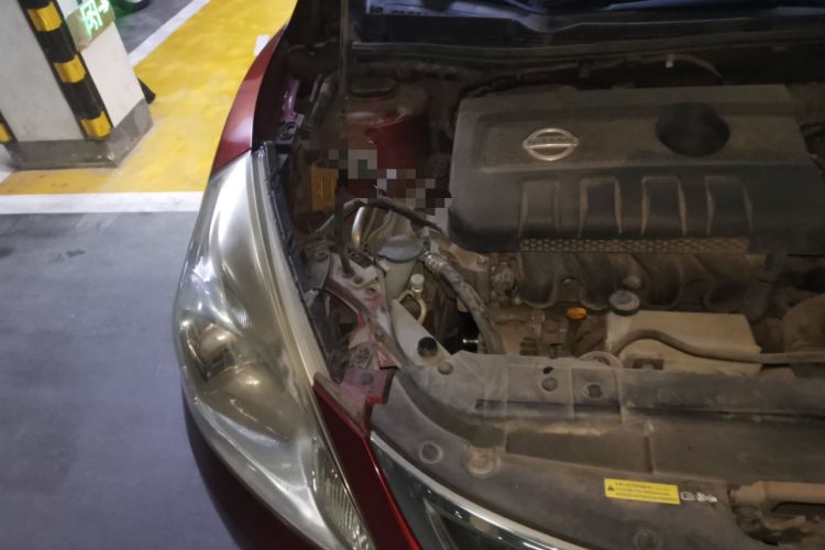 Used Nissan Tiida 2011 1.6L CVT Smart Version Engine Bay Right