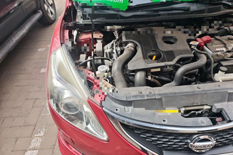 Used Nissan Tiida 2011 1.6T M-CVT Cool Edition Engine Bay Right